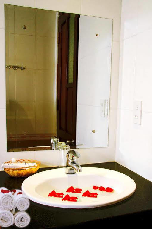 Hotel Bach Duong Nha Trang Exterior foto